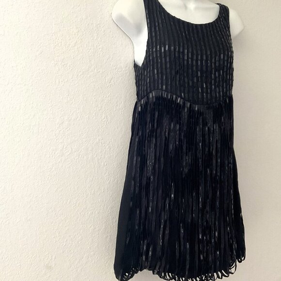 ALICE + OLIVIA SILK GEORGETTE BUBBLE HEM SEQUIN DRESS - Picture 12 of 15